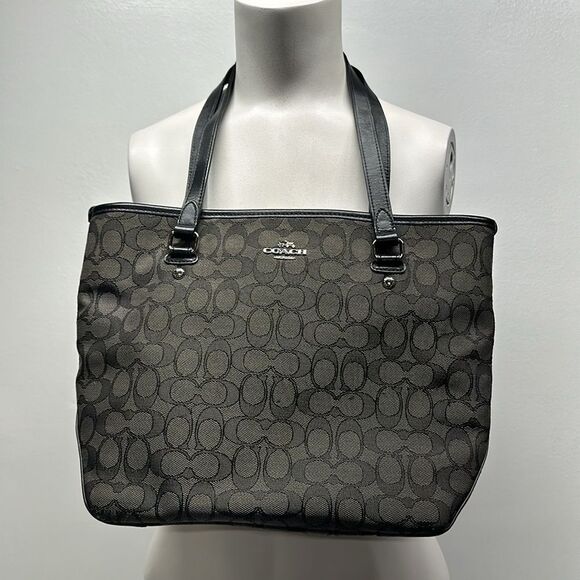 Coach Handbags - Coach Outline Signature C Logo Zip Tote Shoulder Bag Purse Black Gray Medium